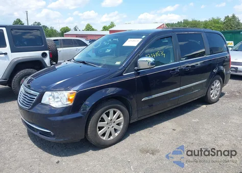 2011 Chrysler Town & Country Touring L из США, поврежденный, VIN 2A4RR8DG4BR609503